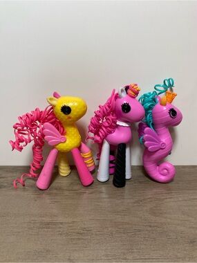 Lala Oopsies Horses Macadamia Scone and Seahorse Brittlestar Toys